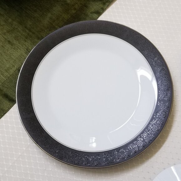 Noritake Mirano 5 piece Place Setting Excellent Condition - Picture 7 of 10